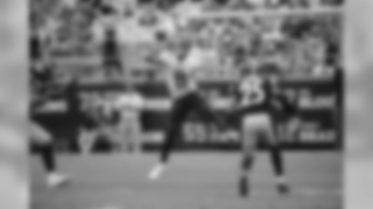 titans-steelers_2018f45257