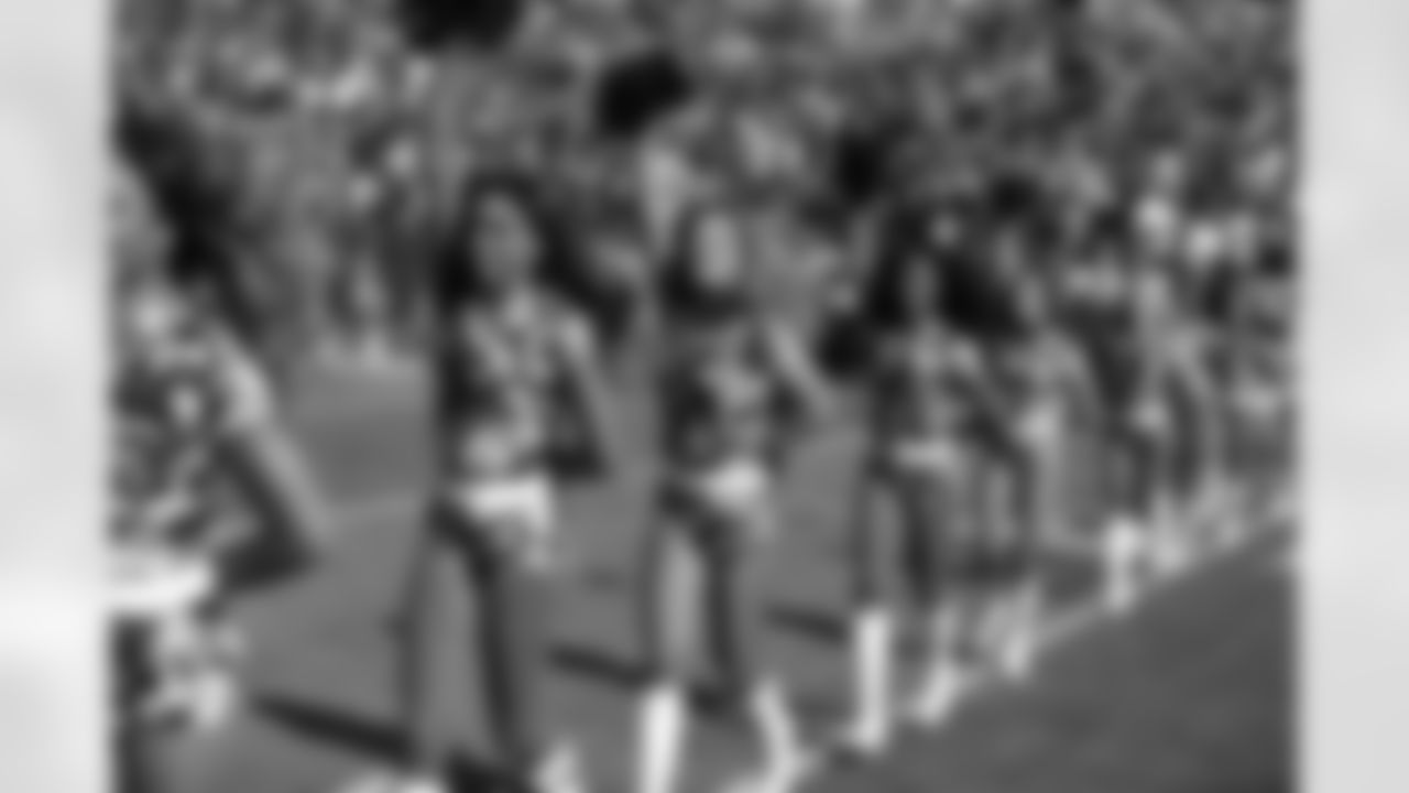 military2018titans60522
