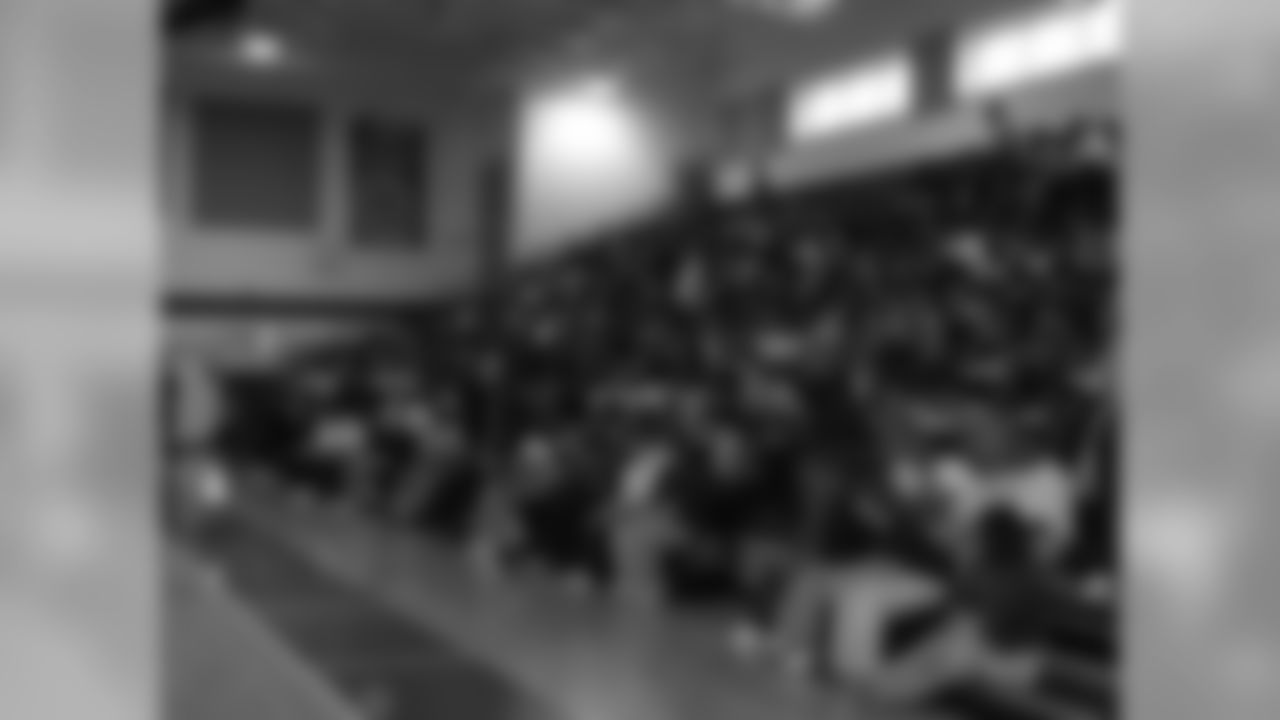As part of the Titans Tuesdays program, wide receiver Nate Washington spent time with students at Nashville's Gra-Mar Middle School, sharing experiences from his childhood and encouraging students to get good grades and have fun 'just being a kid.'