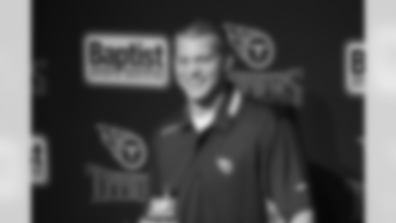 QB Jake Locker