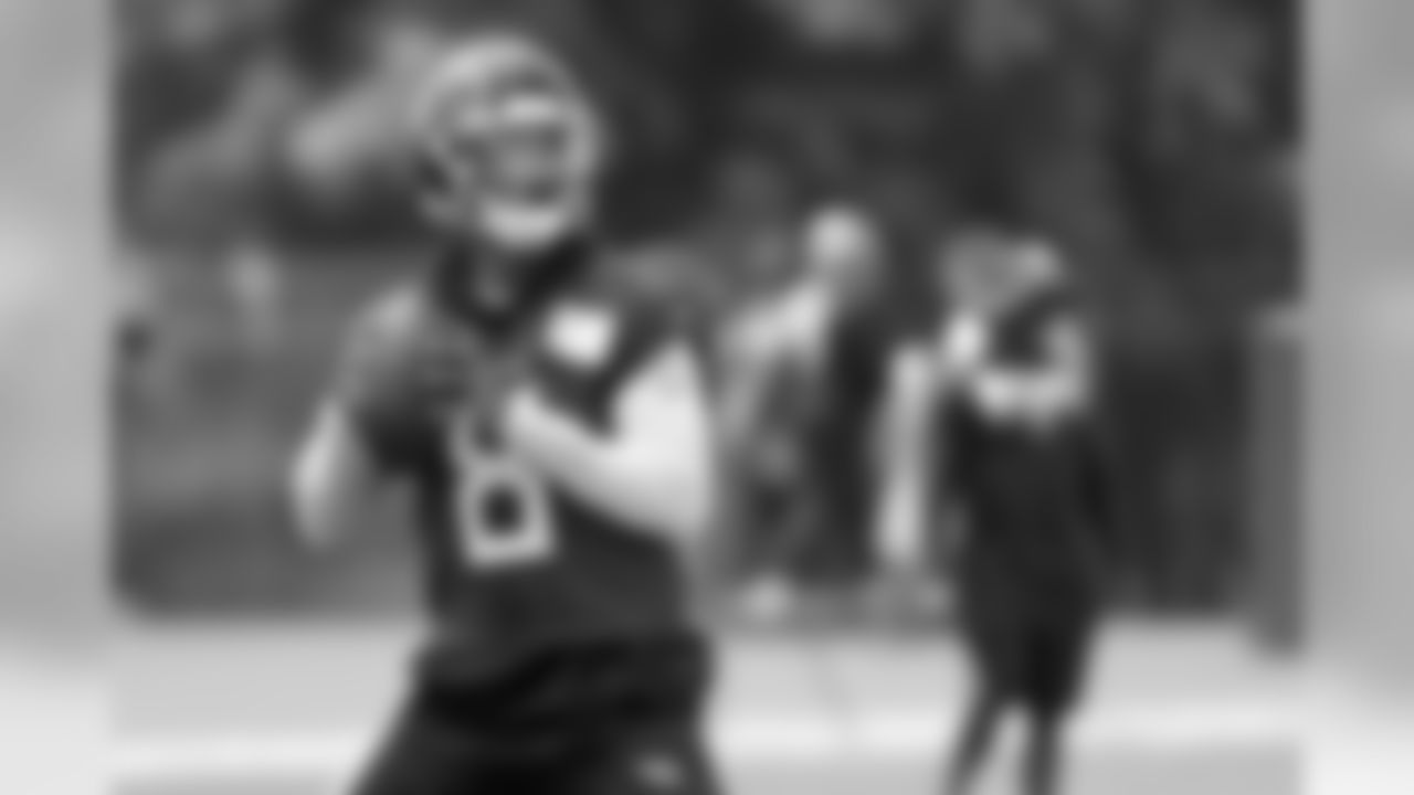 Tennessee Titans quarterback Marcus Mariota runs a drill during an organized team activity at the Titans' NFL football training facility Tuesday, May 22, 2018, in Nashville, Tenn. (AP Photo/Mark Humphrey)