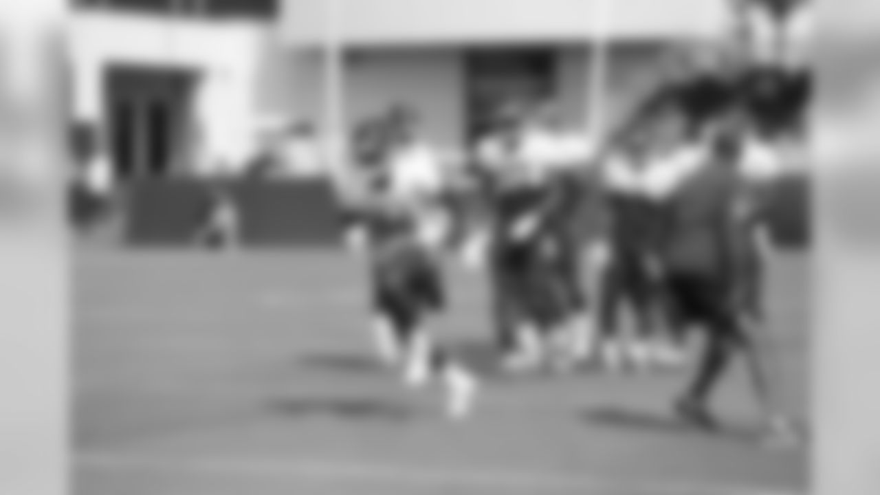 titans-bucs-practice-180815b43859