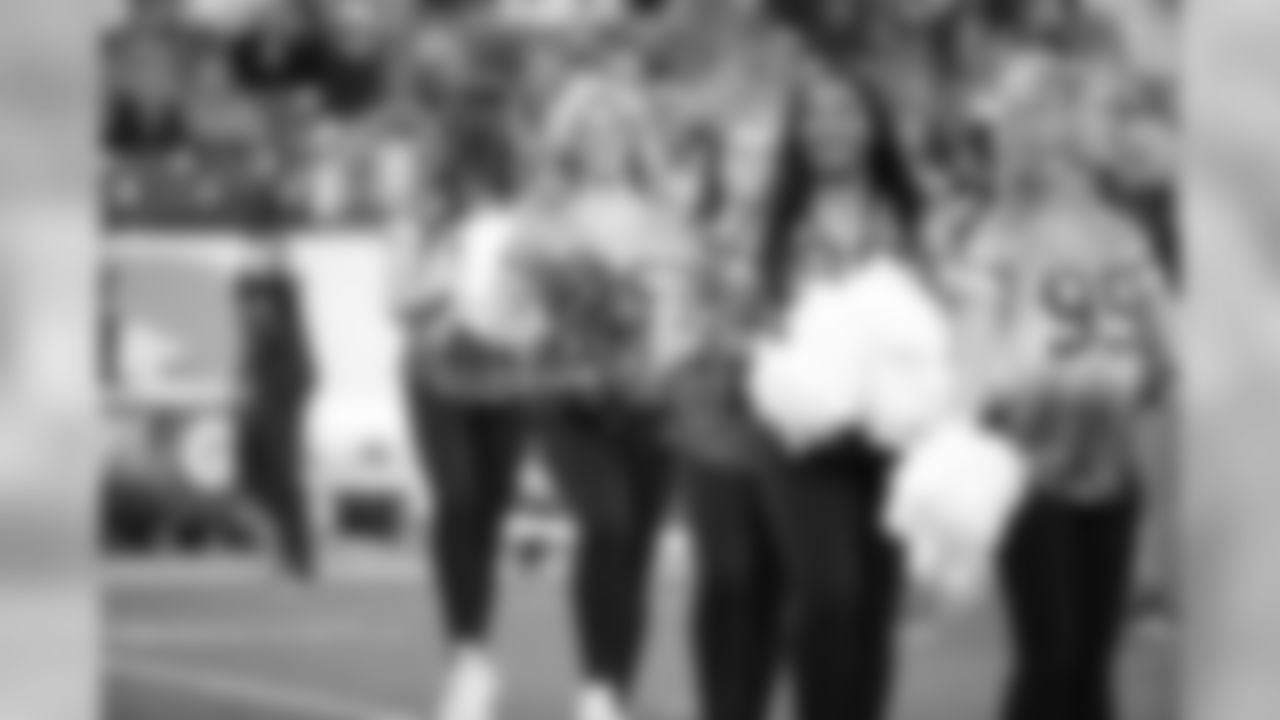 titans2018jets-cheer263376