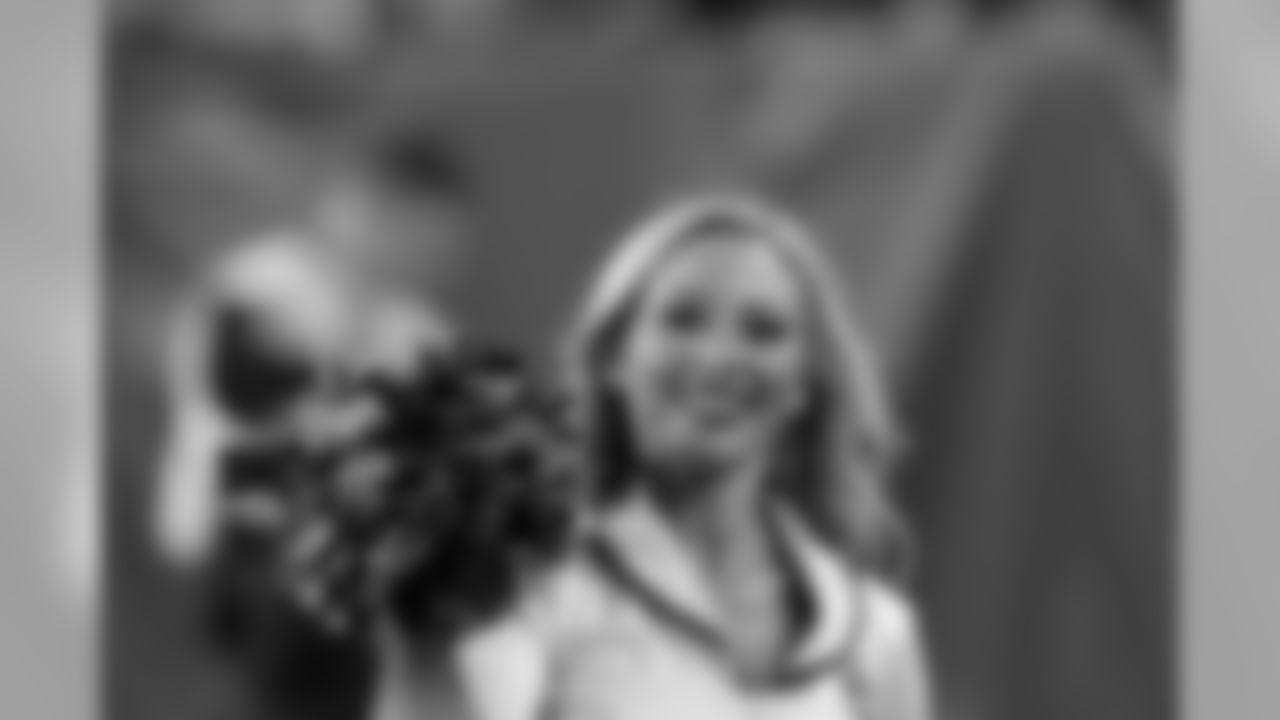 titans2018jets-cheer463458