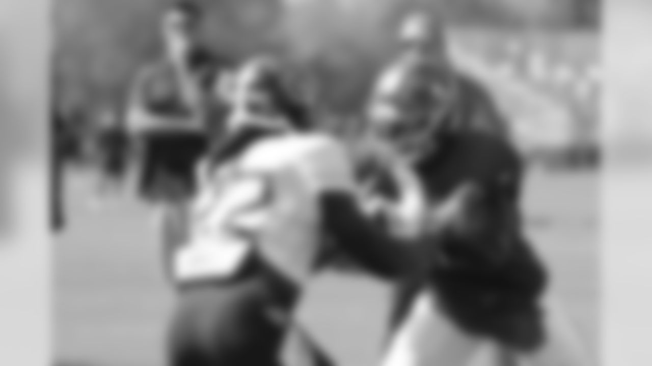 titans-bucs-practice-180815b43833