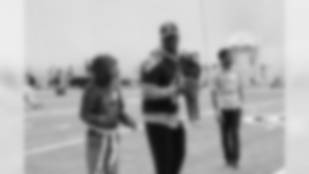 xmas2018kids64134seqn}