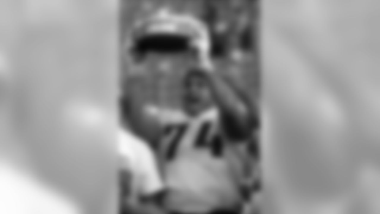 matthews_bruce_afc_championship_trophy