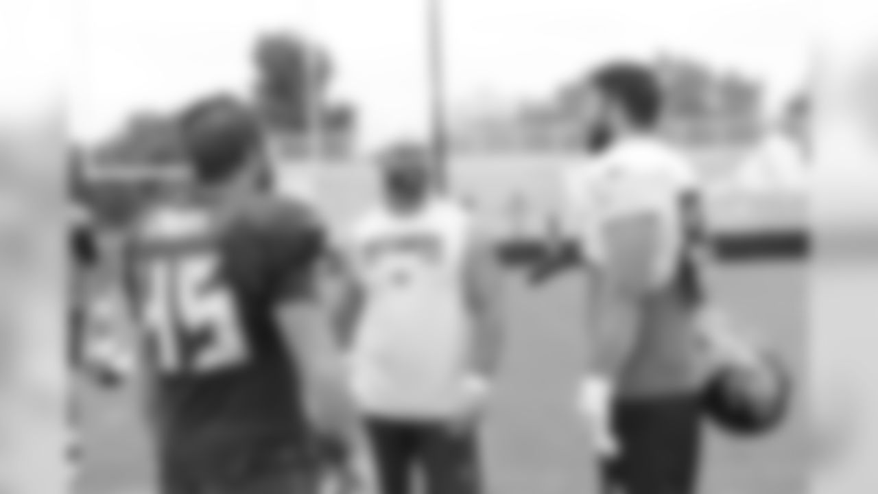 training-camp-buccaneers-180816c44235