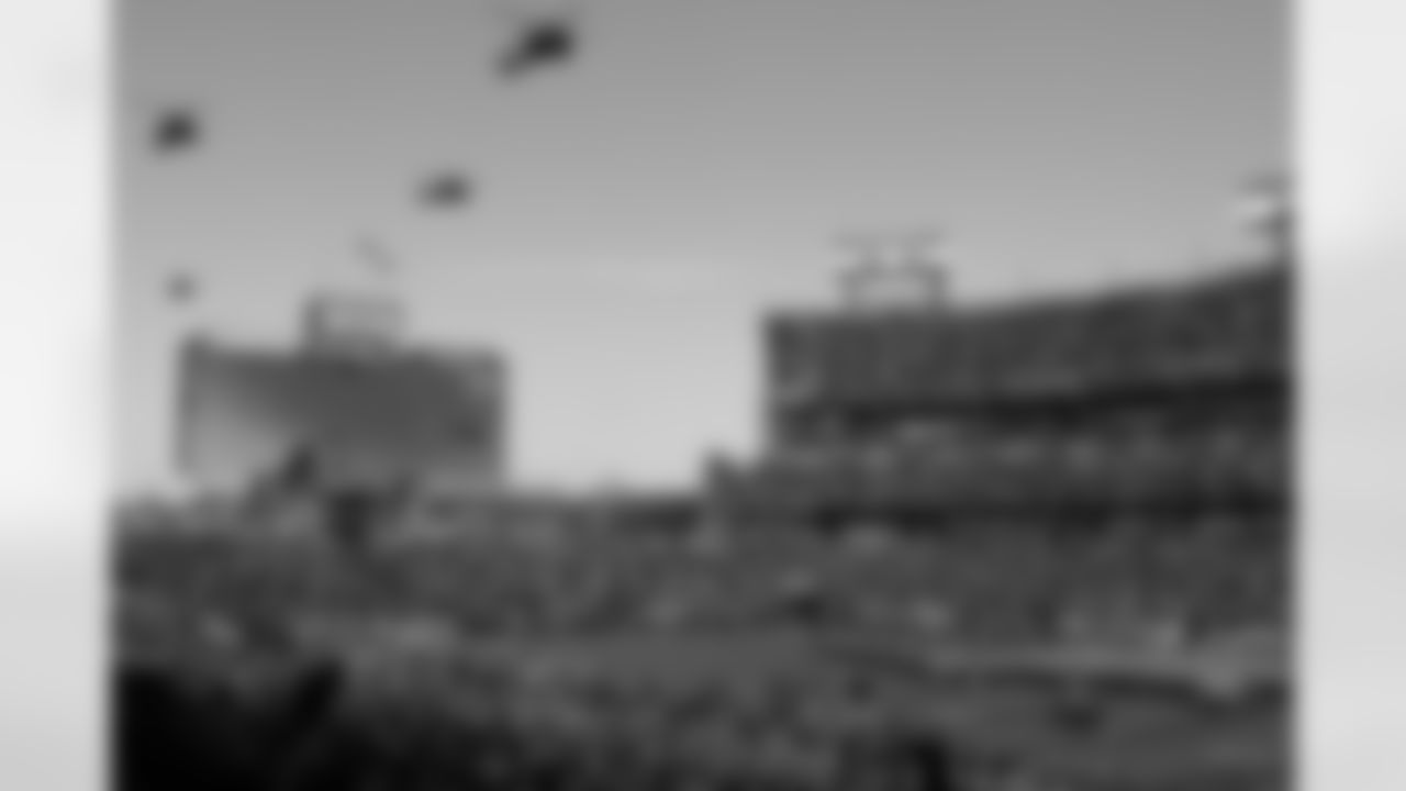 military2018titans60583