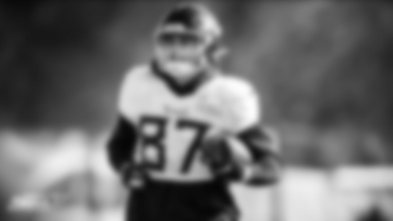 Tight end Austin Fort #84 of the Tennessee Titans during practice at Saint Thomas Sports Park on January 18, 2022 in Nashville, TN. Photo By Donald Page/Tennessee Titans