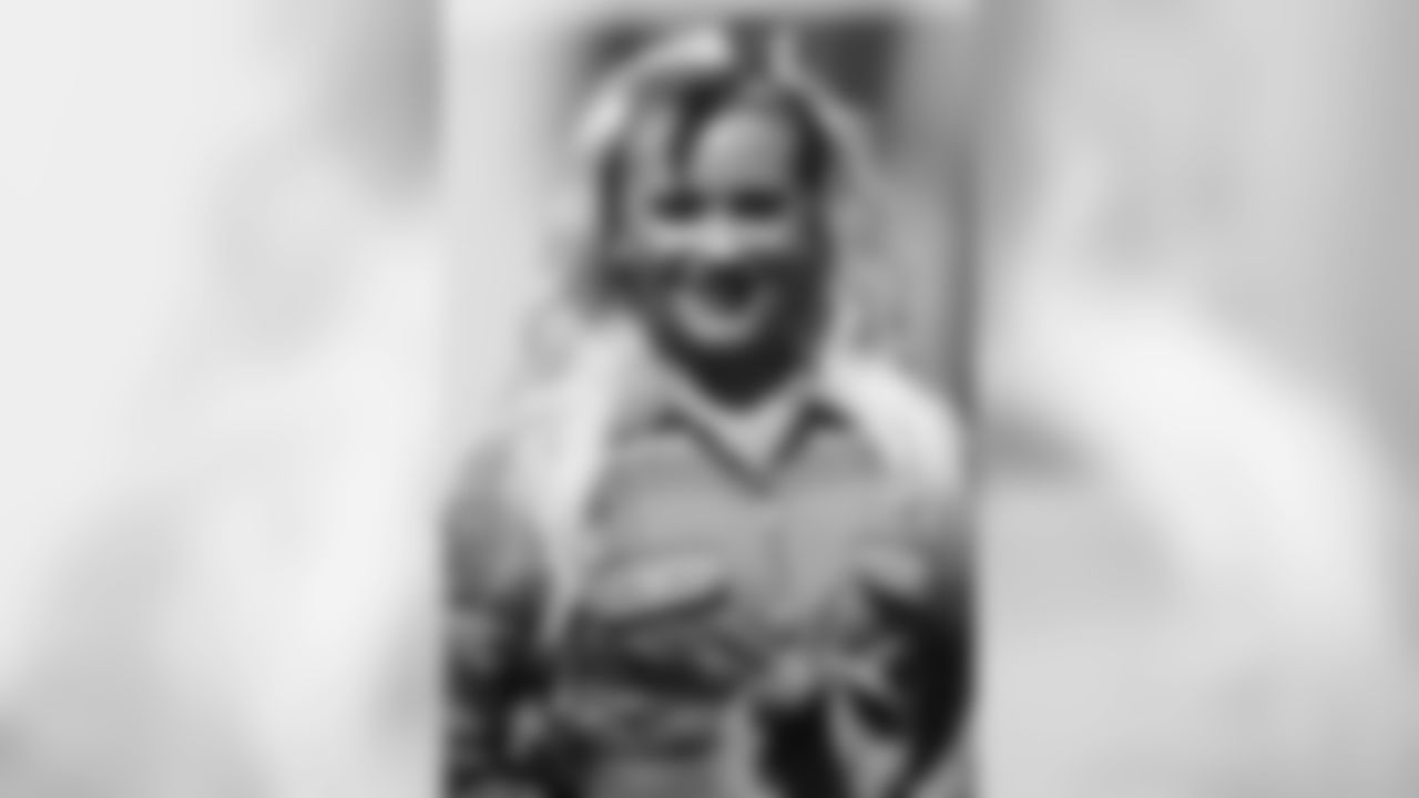 cheerleaders-2018eagles351297
