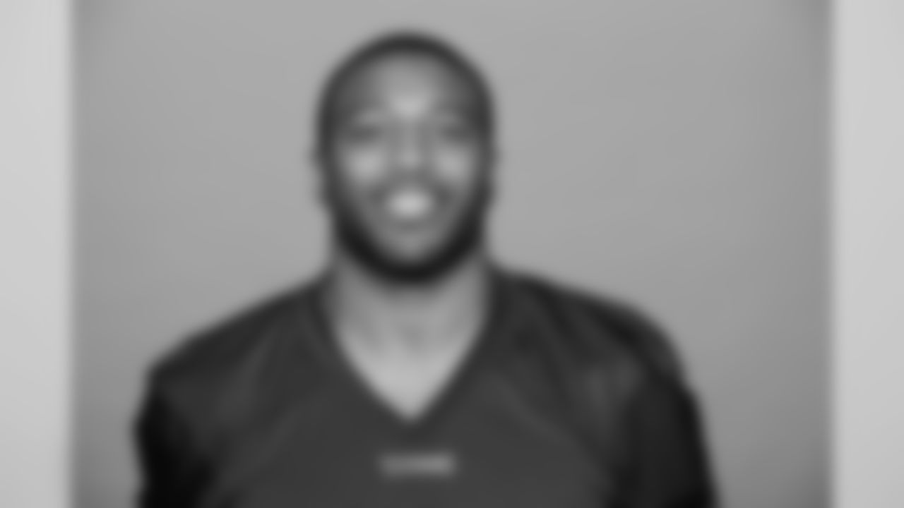 LB Wesley Woodyard
