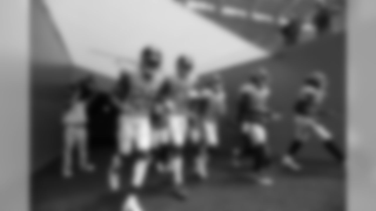 best2018dolphins-pregame247435
