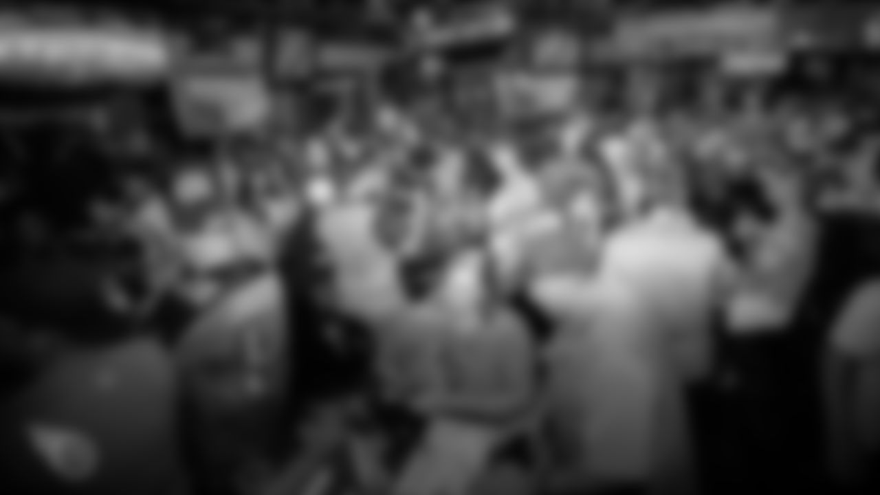 ATLANTA, GA - SEPTEMBER 28, 2019 - Fans attend the Titans Road Rally at Buckhead Saloon in Atlanta, GA. Photo By Donald Page/Tennessee Titans