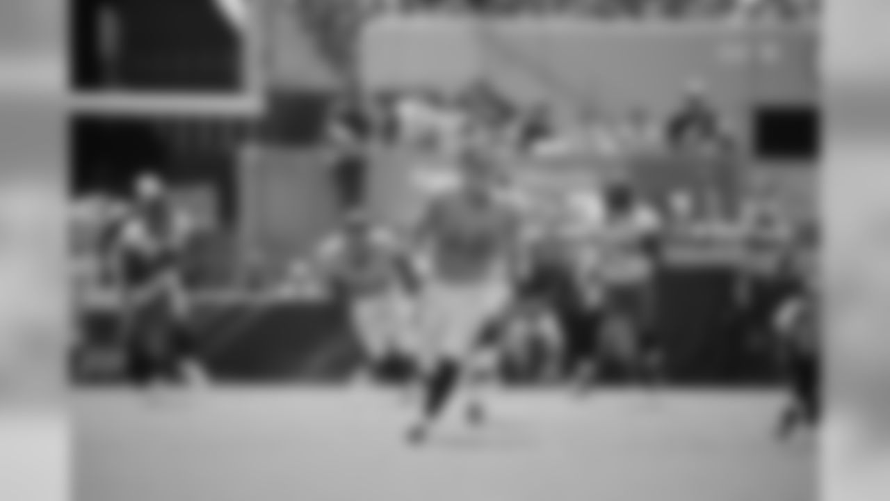 titans-jaguars-action250205