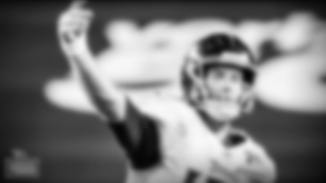 DENVER, CO - SEPTEMBER 15, 2020 - Quarterback Ryan Tannehill #17 of the Tennessee Titans during the Monday Night Football game between the Tennessee Titans and the Denver Broncos at Empower Field at Mile High. Photo By Donald Page/Tennessee Titans
