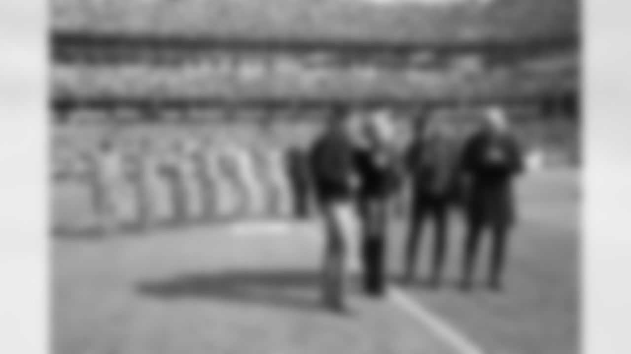 military2018titans60616
