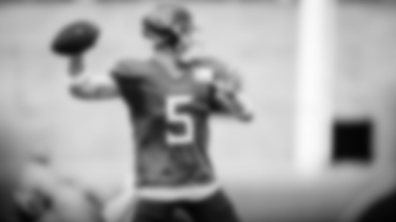 NASHVILLE, TN - AUGUST 28, 2020 - Quarterback Logan Woodside #5 of the Tennessee Titans during practice at Saint Thomas Sports Park in Nashville, TN. Photo By Donald Page/Tennessee Titans