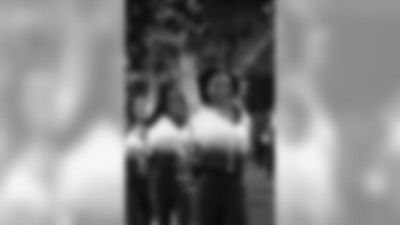 jags2018cheer163907seqn}