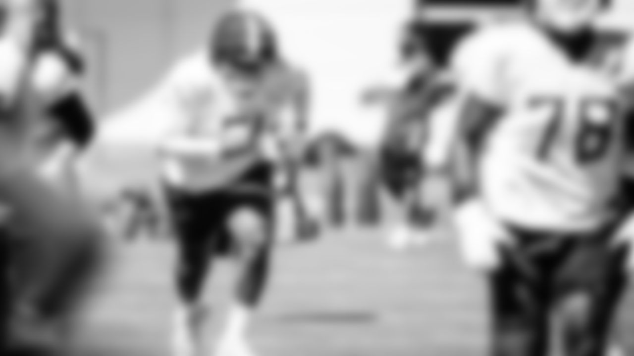 61 Le'Raven Clark during practice at Ascension Saint Thomas Sports Park on September 28, 2022 in Nashville, TN. Photo By Donald Page/Tennessee Titans