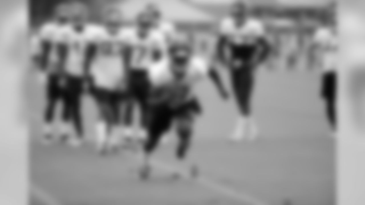 training-camp-buccaneers-180816b44149