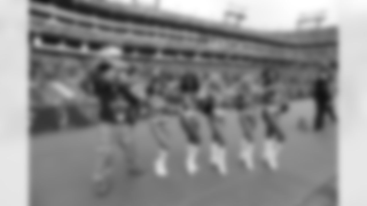 military2018titans60591