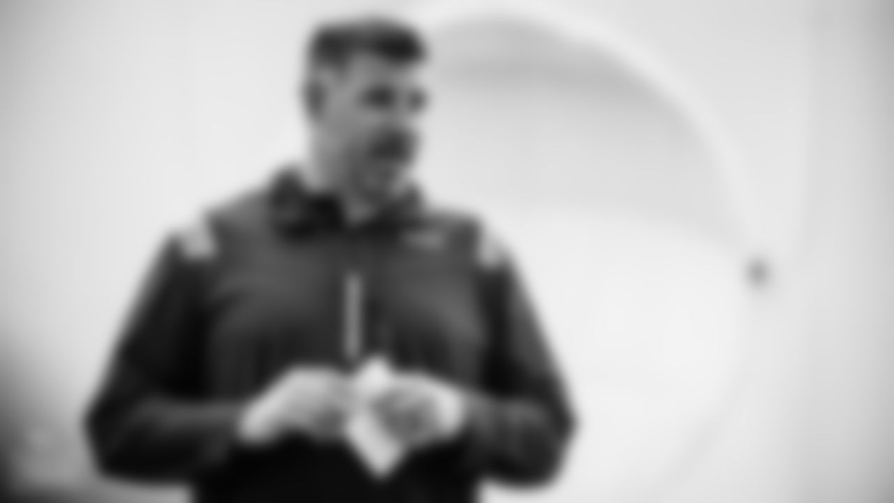 Head coach Mike Vrabel of the Tennessee Titans during practice at Ascension Saint Thomas Sports Park on October 28, 2022 in Nashville, TN. Photo By Donald Page/Tennessee Titans
