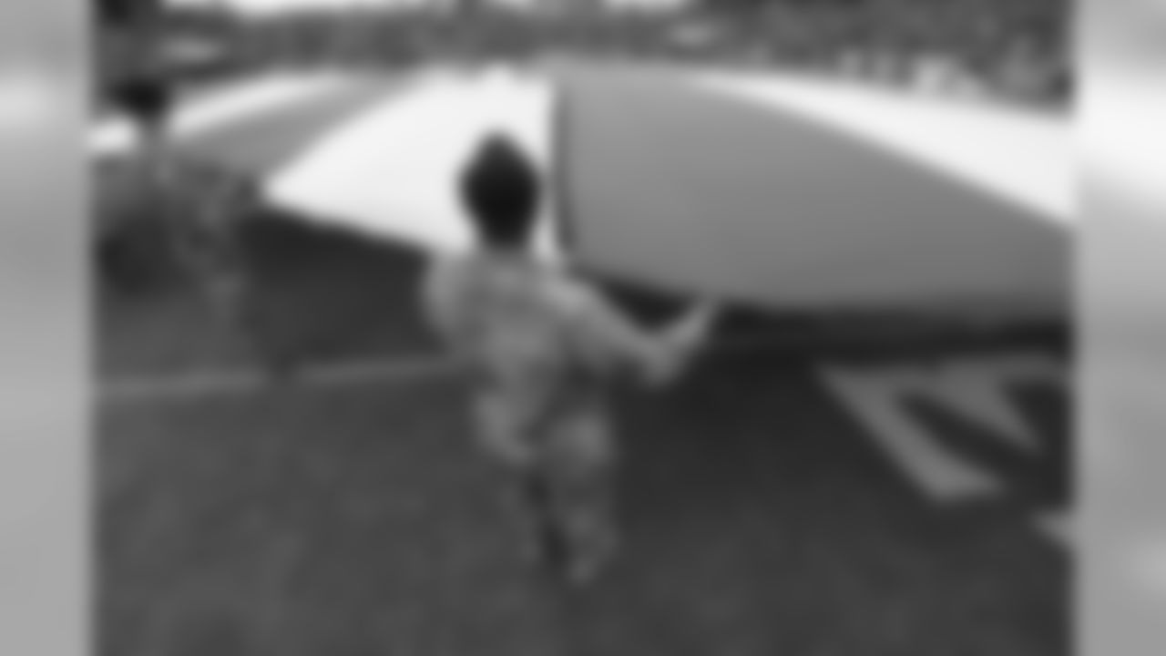 military2018titans60673