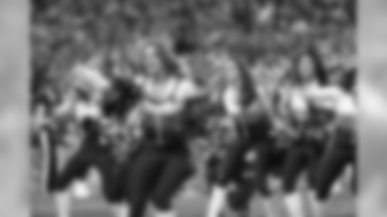 cheer2018colts67145seqn}