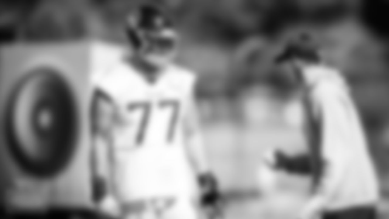 Tackle Taylor Lewan #77 of the Tennessee Titans during practice at Saint Thomas Sports Park on OCTOBER 27, 2021 in Nashville, TN. Photo By Donald Page/Tennessee Titans