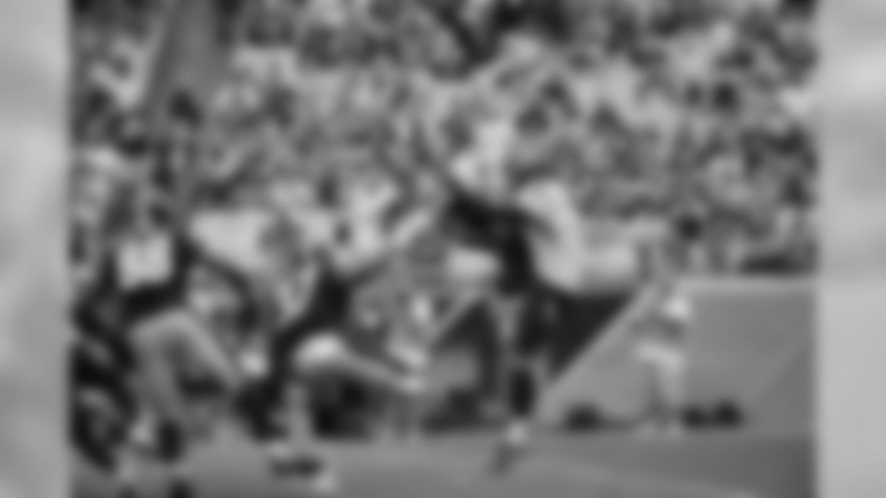 titans-steelers_2018c45170