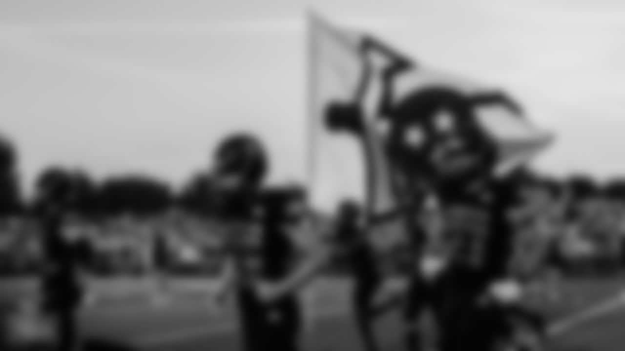 NASHVILLE, TN - September 16, 2022 - The Tennessee Titans join in on Friday Night Lights at the Brentwood High School and Ravenwood High School football game in Nashville, TN. Photo By Donald Page/Tennessee Titans