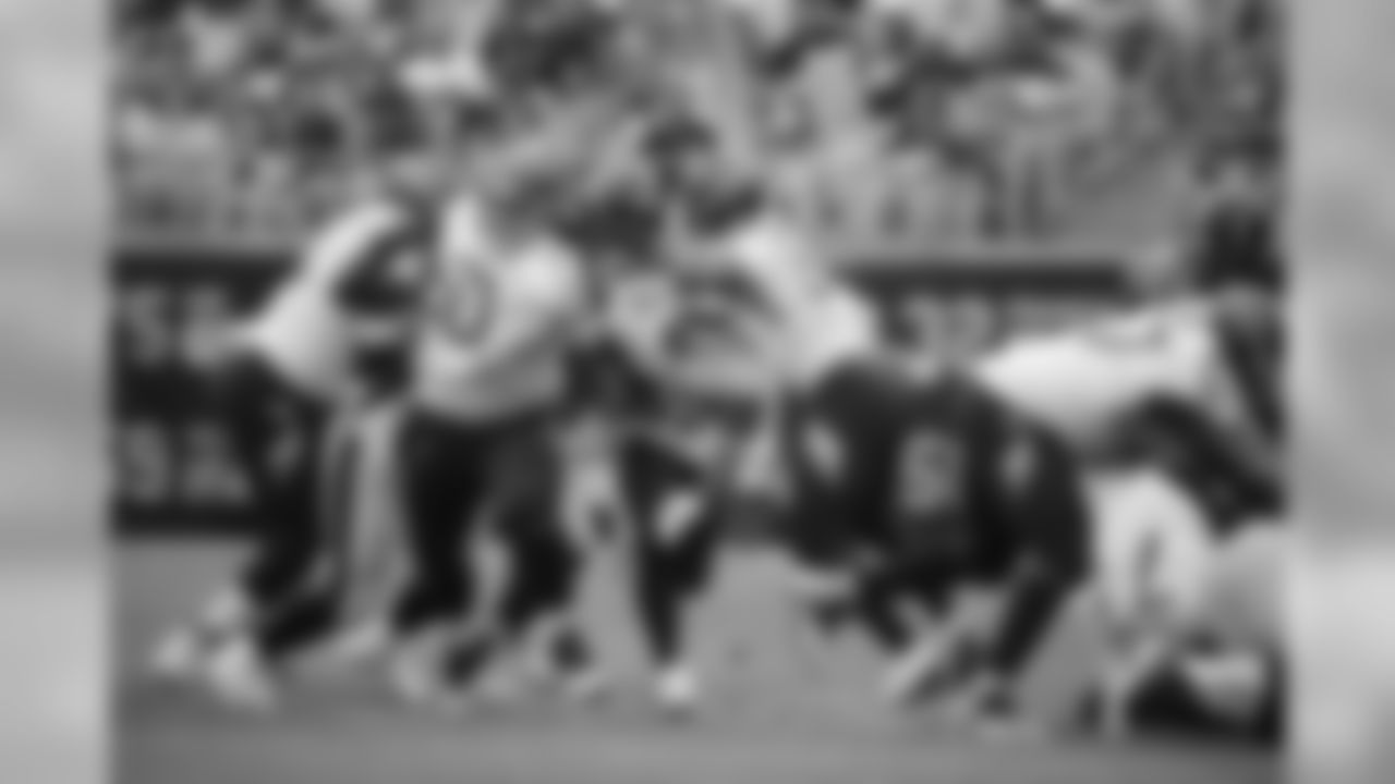 titans-steelers_2018d45206