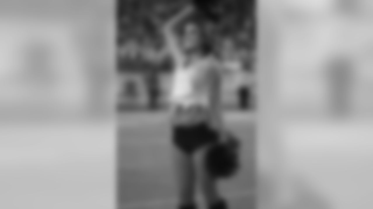 10/27/08-Cheerleader Gallery