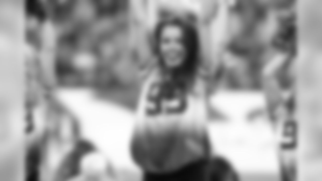 titans2018jets-cheer263396