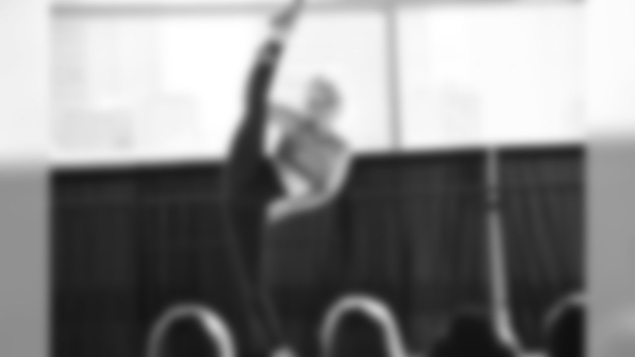 190519-cheer-team74337