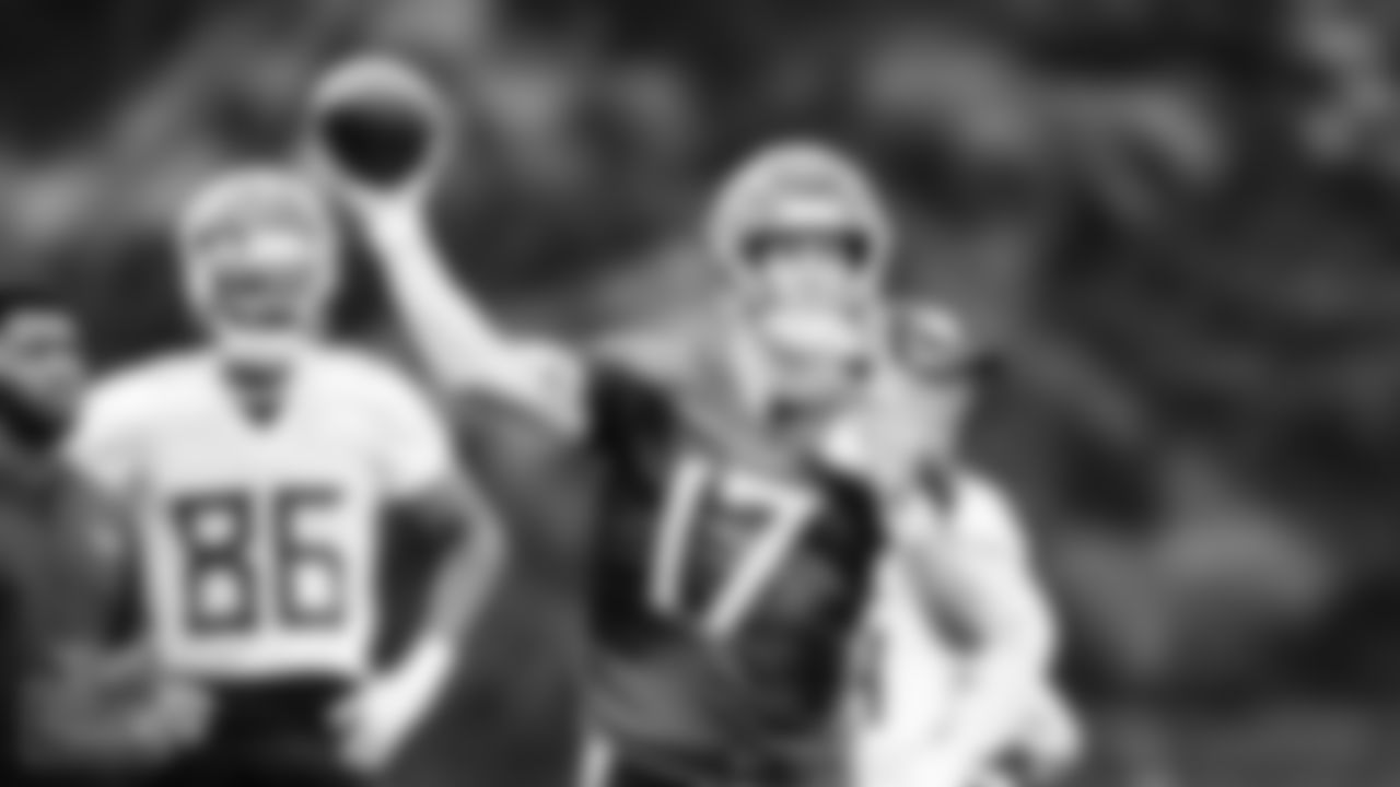Quarterback Ryan Tannehill #17 of the Tennessee Titans during OTA practice at Saint Thomas Sports Park on May 24, 2022 in Nashville, TN. Photo By Cameron Faulkner/Tennessee Titans