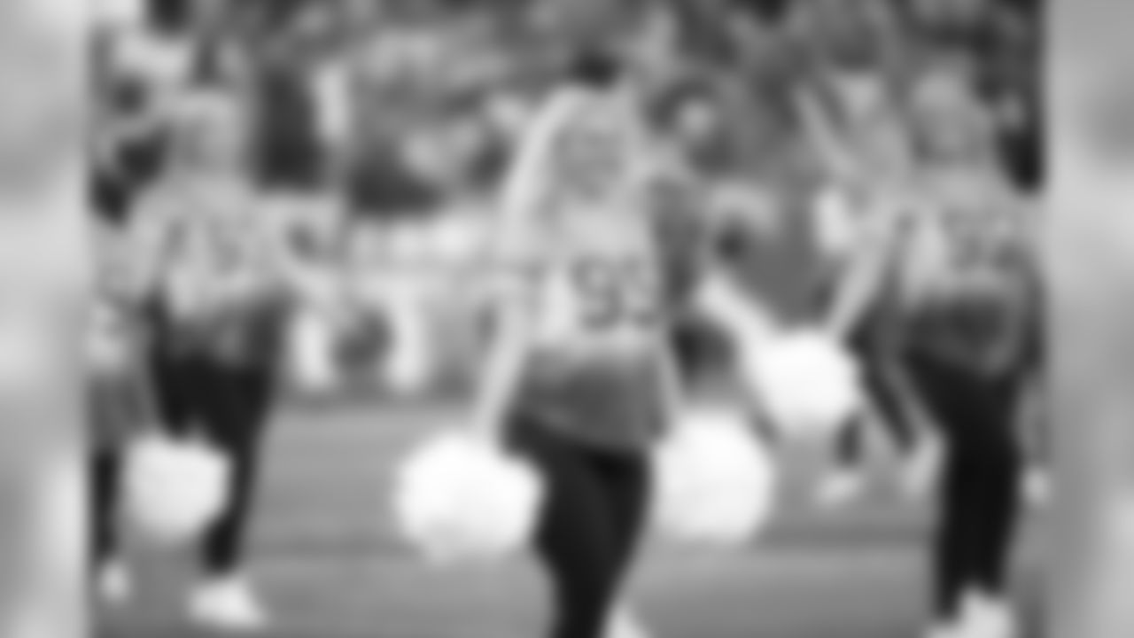 titans2018jets-cheer263374