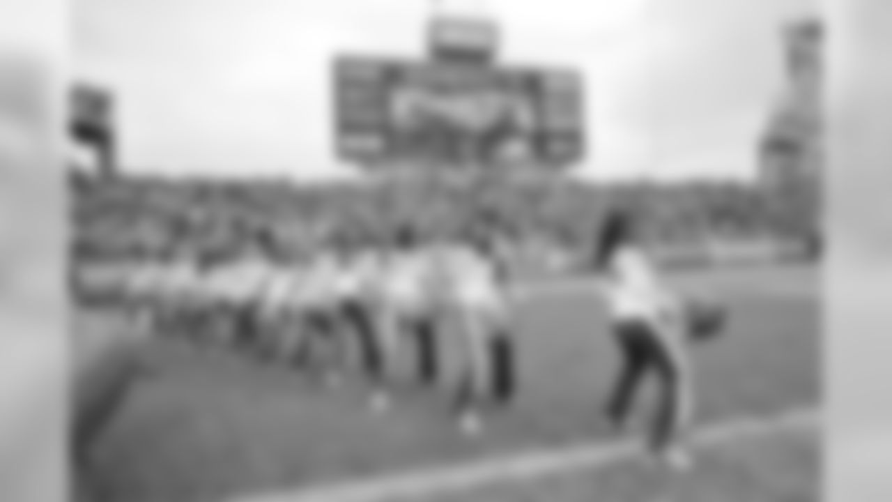 cheerleaders121309