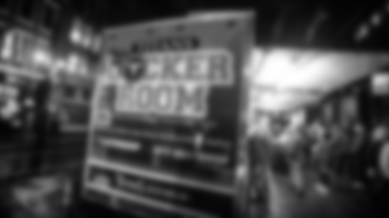 NASHVILLE, TN - JANUARY 11, 2020 - The Titans Locker Room Truck sits outside The George Jones ahead of the Titans game in Nashville, TN. Photo By Brad Moore/Tennessee Titans