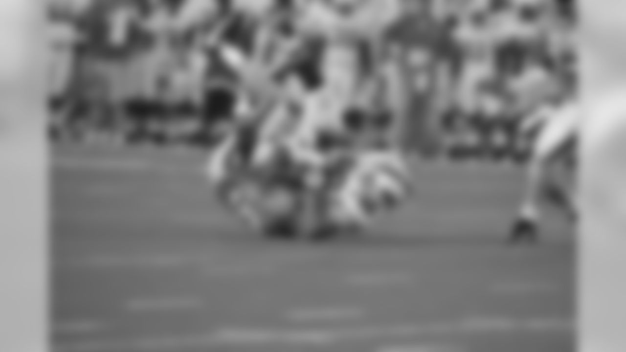 Game action from the Hall of Fame Game featuring the Tennessee Titans and Buffalo Bills on Sunday, Aug. 9, 2009 in Canton, Ohio.