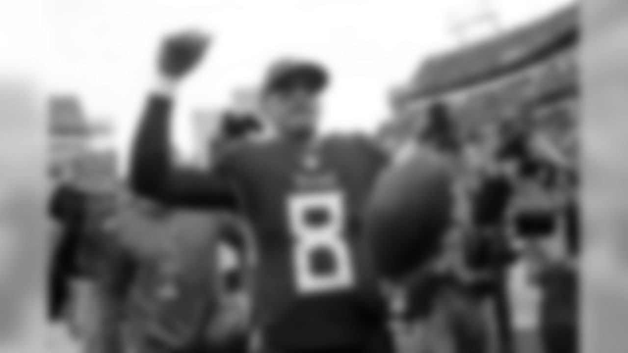 Tennessee Titans quarterback Marcus Mariota (8) leaves the field after the Titans beat the New England Patriots in an NFL football game Sunday, Nov. 11, 2018, in Nashville, Tenn. The Titans won 34-10. (AP Photo/James Kenney)