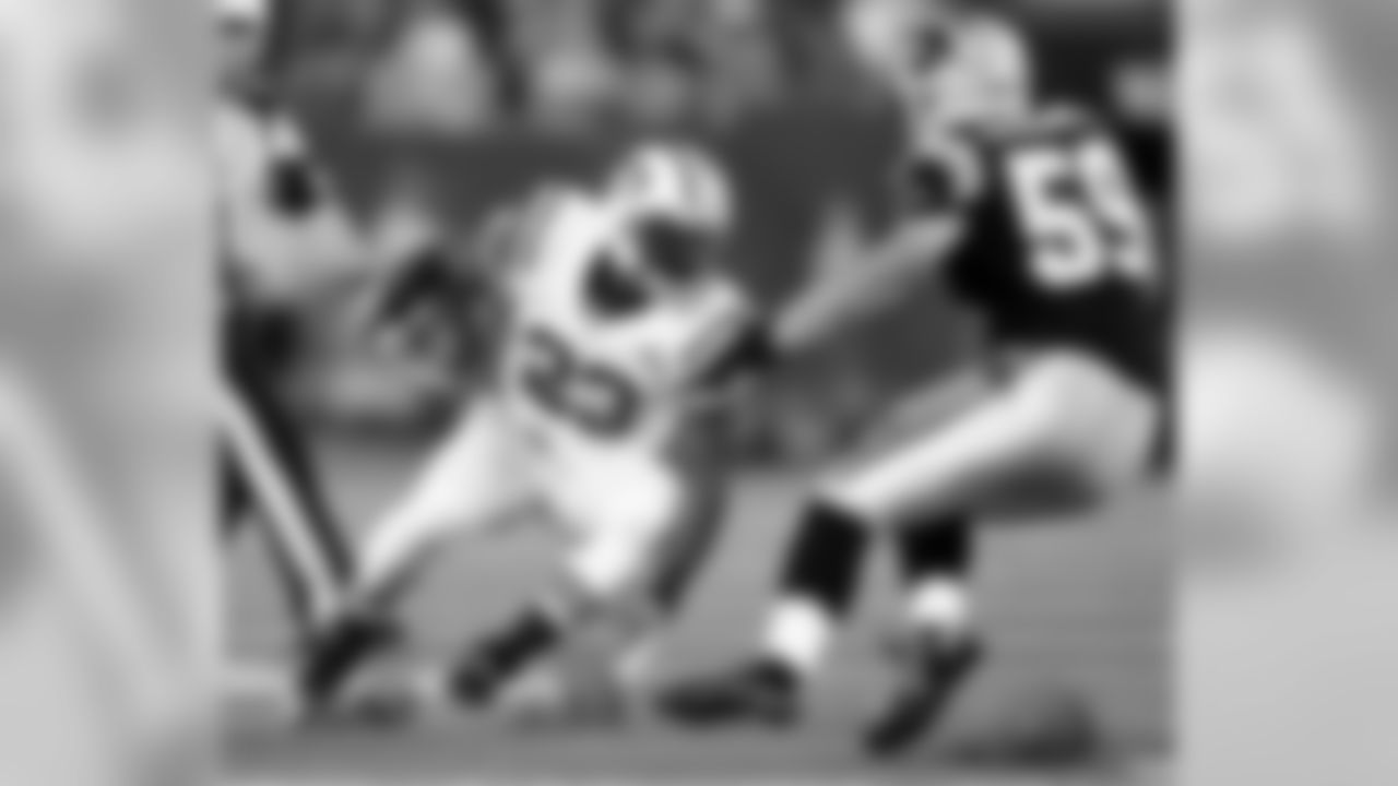 Running back Shonn Greene was selected by the New York Jets in the third round of the 2009 NFL Draft.