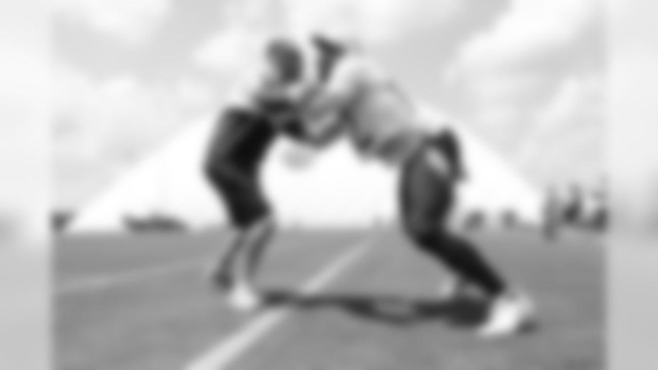 NASHVILLE, TN - AUGUST 05, 2019 - Tight end Delanie Walker #82 of Tennessee Titans working with Tight Ends Coach Todd Downing of the Tennessee Titans during training camp practice at Saint Thomas Sports Park in Nashville, TN. Photo By Donald Page/Tennessee Titans