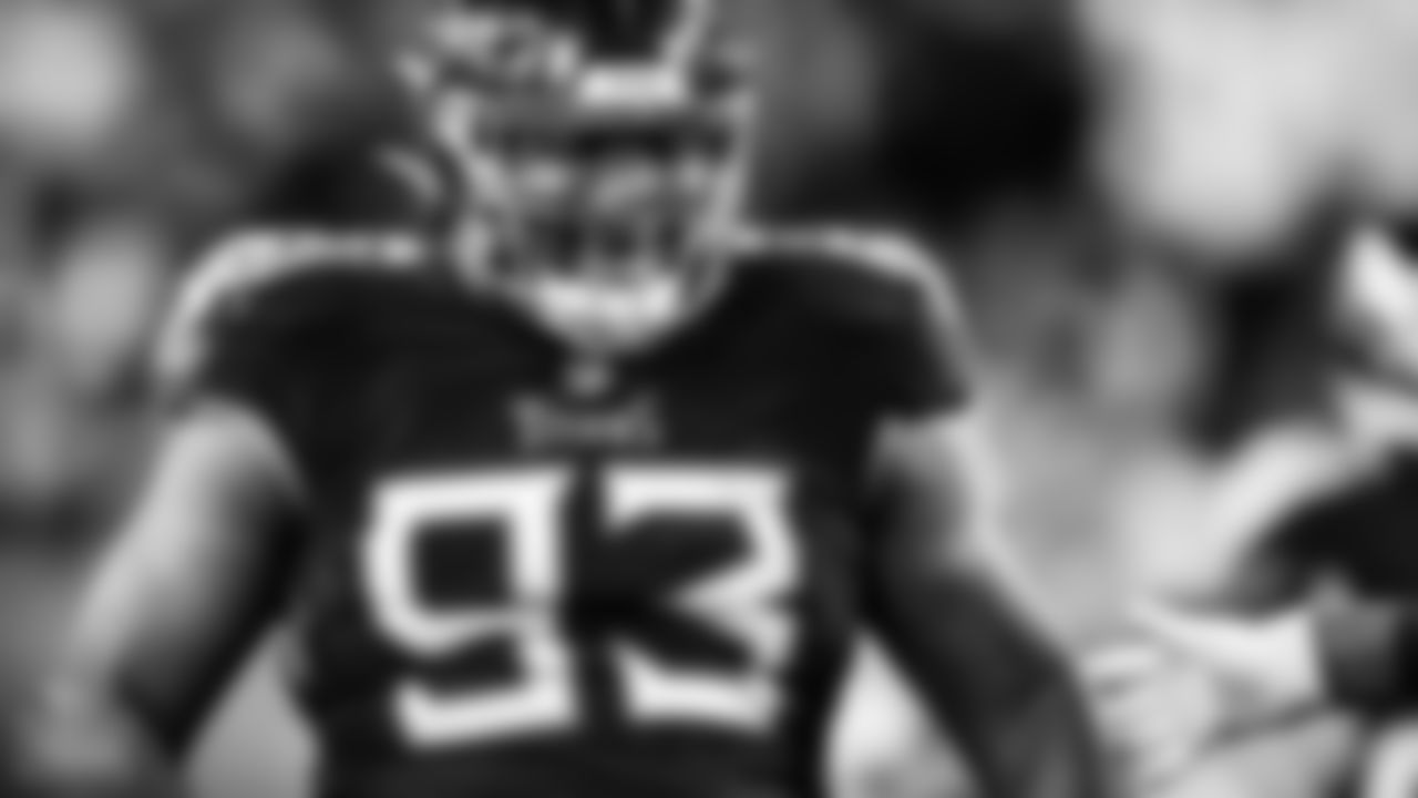 Defensive tackle Teair Tart #93 of the Tennessee Titans during the game between the Tennessee Titans and the Dallas Cowboys at Nissan Stadium on December 29, 2022 in Nashville, TN. Photo By Donald Page/Tennessee Titans