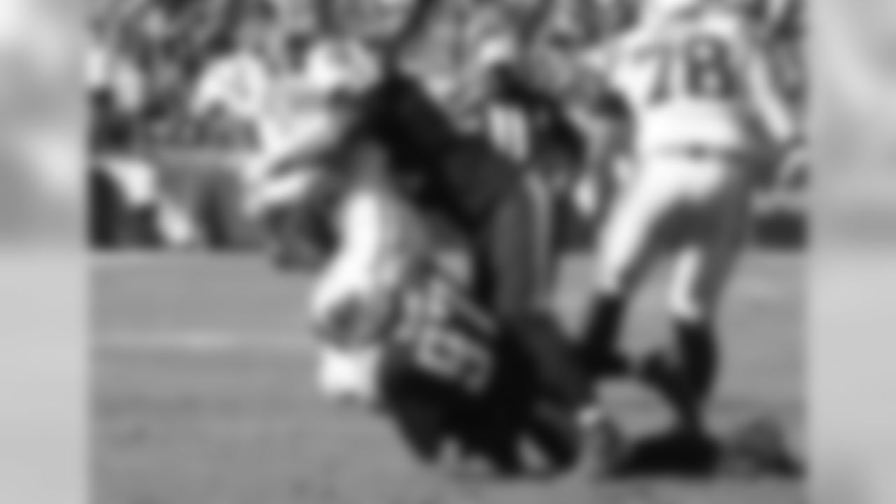 Tennessee Titans vs. Indianapolis Colts - Monday, Oct. 16, 2017 - Nissan Stadium
