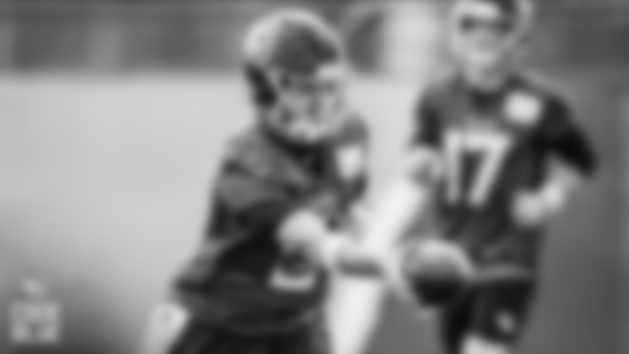 Quarterback Logan Woodside #5 of the Tennessee Titans during practice at Saint Thomas Sports Park on DECEMBER 03, 2020 in Nashville, TN. Photo By Donald Page/Tennessee Titans