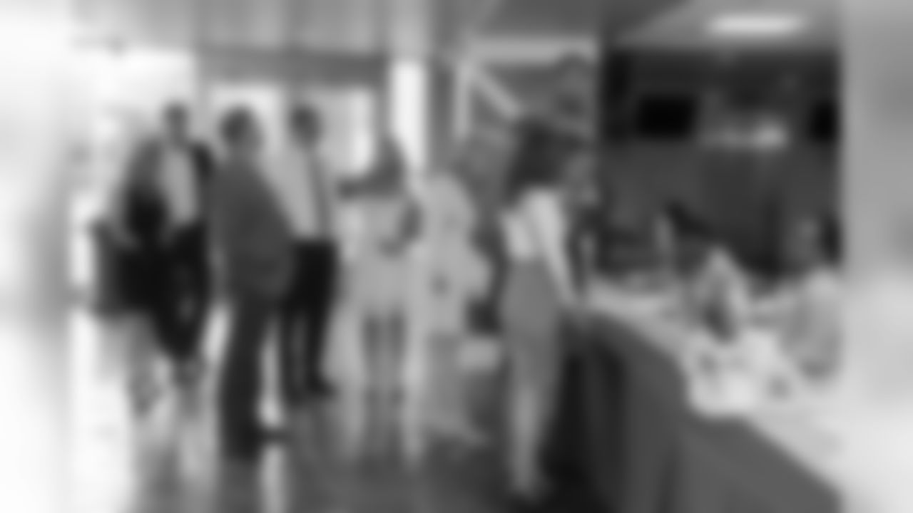 taste-of-the-titans-06121974922