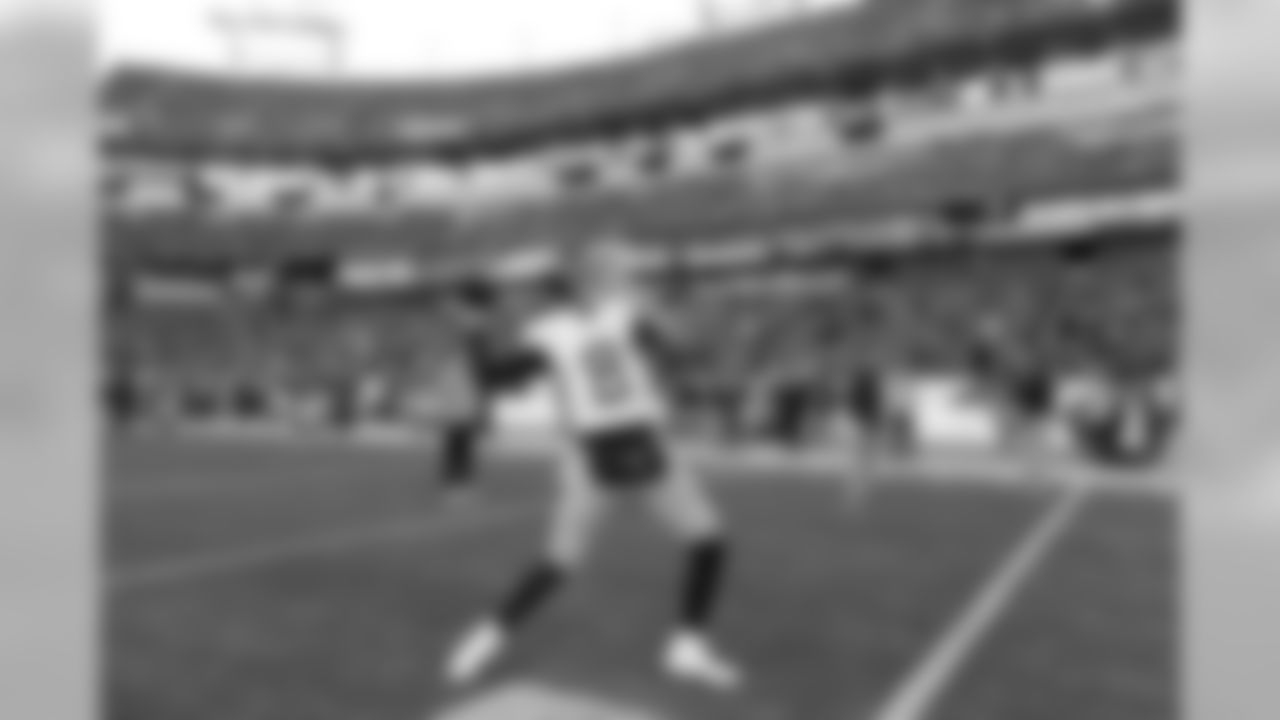 Tennessee Titans quarterback Marcus Mariota (8) warms up before an NFL football game against the Washington Redskins Saturday, Dec. 22, 2018, in Nashville, Tenn. (AP Photo/Mark Zaleski)