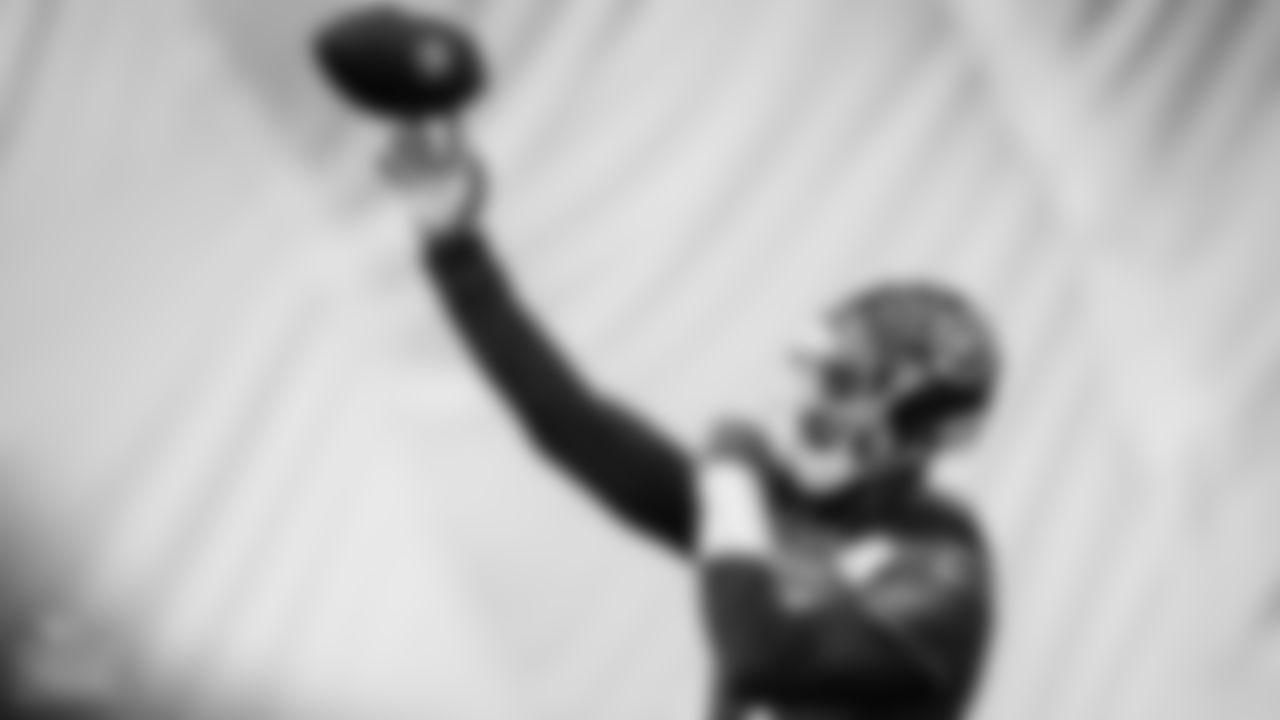 Quarterback Malik Willis #7 of the Tennessee Titans during practice in the bubble at Saint Thomas Sports Park on December 27, 2022 in Nashville, TN. Photo By Donald Page/Tennessee Titans